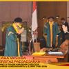 WISUDA UNPAD GEL III TA 2025-2026 FAKULTAS EKONOMI DAN BISNIS OLEH REKTOR (30)