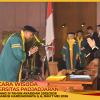 WISUDA UNPAD GEL III TA 2025-2026 FAKULTAS EKONOMI DAN BISNIS OLEH REKTOR (31)
