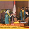 WISUDA UNPAD GEL III TA 2025-2026 FAKULTAS EKONOMI DAN BISNIS OLEH REKTOR (45)