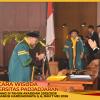 WISUDA UNPAD GEL III TA 2025-2026 FAKULTAS EKONOMI DAN BISNIS OLEH REKTOR (48)