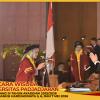 WISUDA UNPAD GEL III TA 2025-2026 FAKULTAS FARMASI OLEH REKTOR (100)