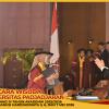 WISUDA UNPAD GEL III TA 2025-2026 FAKULTAS FARMASI OLEH REKTOR (56)