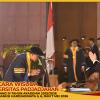 WISUDA UNPAD GEL III TA 2025-2026 FAKULTAS FARMASI OLEH REKTOR (8)