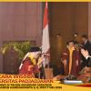 WISUDA UNPAD GEL III TA 2025-2026 FAKULTAS FARMASI OLEH REKTOR (81)