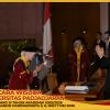 WISUDA UNPAD GEL III TA 2025-2026 FAKULTAS KEPERAWATAN OLEH REKTOR (128)