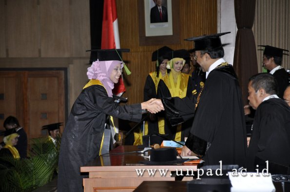 dok-humas-unpad_ilalang-foto_wisuda-gel-1-2010-2011_profesi-dokter_281