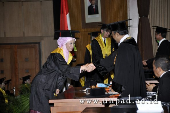 dok-humas-unpad_ilalang-foto_wisuda-gel-1-2010-2011_profesi-dokter_292