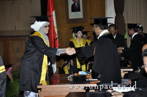 dok-humas-unpad_ilalang-foto_wisuda-gel-1-2010-2011_profesi-dokter_307