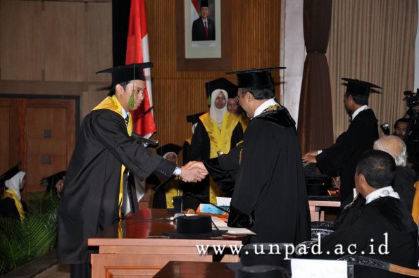 dok-humas-unpad_ilalang-foto_wisuda-gel-1-2010-2011_profesi-dokter_479