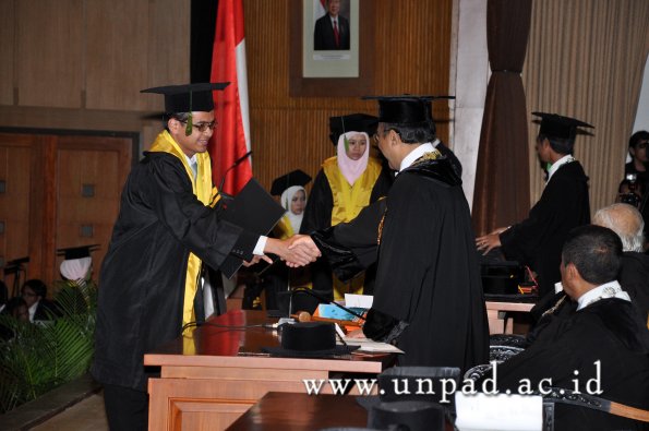 dok-humas-unpad_ilalang-foto_wisuda-gel-1-2010-2011_profesi-dokter_482