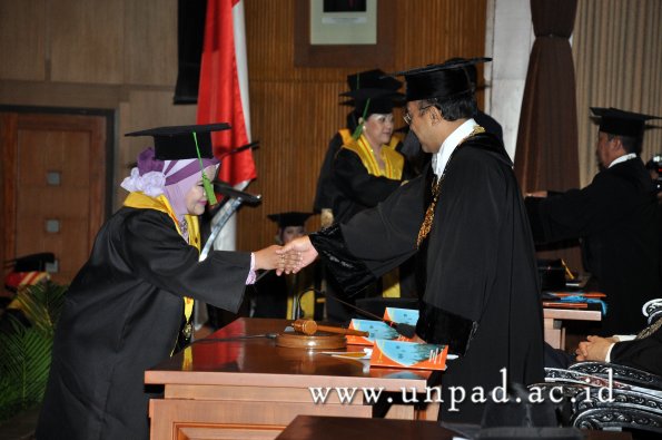 dok-humas-unpad_ilalang-foto_wisuda-gel-1-2010-2011_spesialis-fk_058