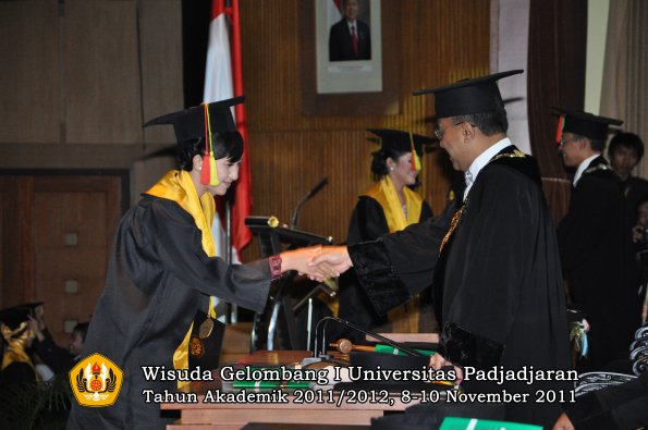 wisuda-fakultas-mipa-oleh-rektor-041