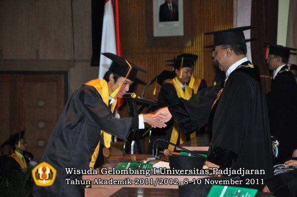 wisuda-fakultas-mipa-oleh-rektor-076