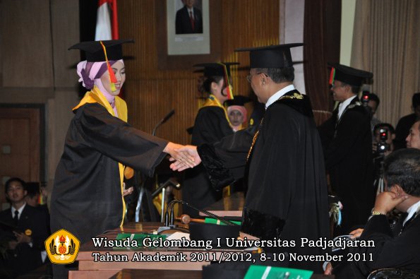 wisuda-fakultas-mipa-oleh-rektor-086