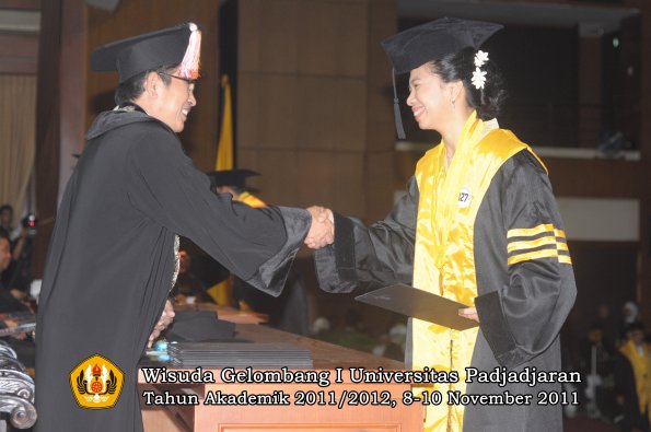 wisuda-program-doktor-oleh-direktur-pascasarjana-118