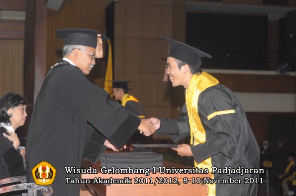 wisuda-fakultas-peternakan-oleh-dekan-053