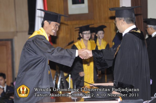 wisuda-fakultas-peternakan-oleh-rektor-042