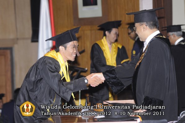 wisuda-fakultas-peternakan-oleh-rektor-053