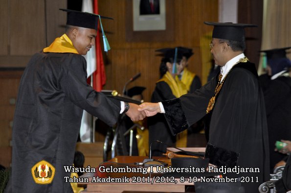 wisuda-fakultas-pik-oleh-rektor-062
