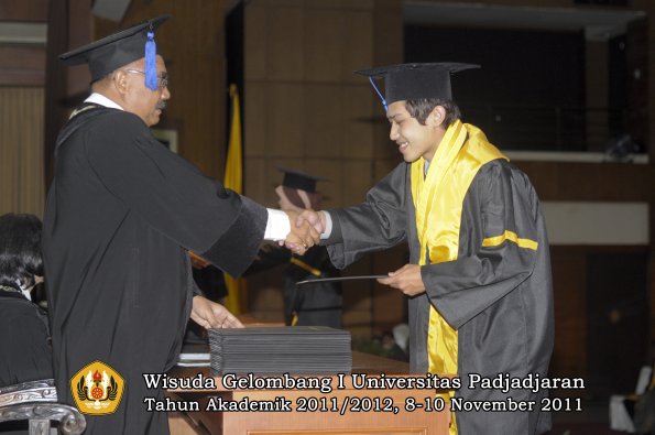 wisuda-fakultas-isip-oleh-dekan-104