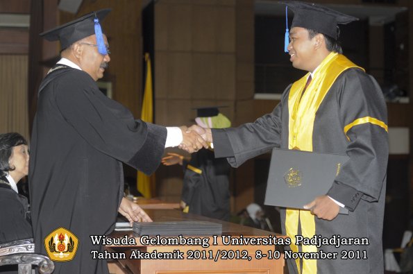 wisuda-fakultas-isip-oleh-dekan-117