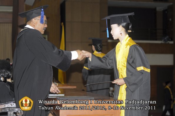 wisuda-fakultas-isip-oleh-dekan-122