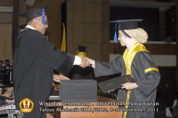 wisuda-fakultas-isip-oleh-dekan-128