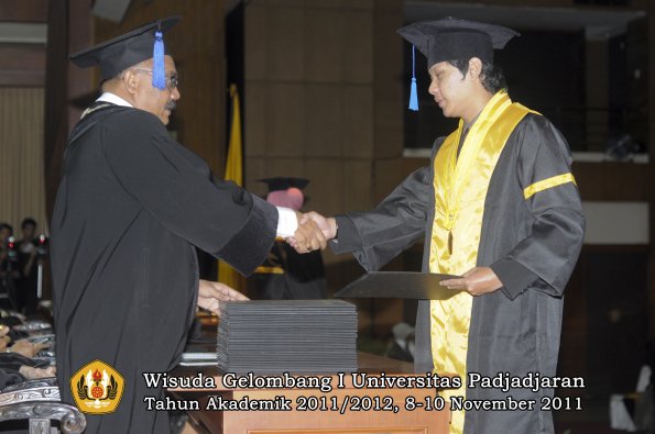 wisuda-fakultas-isip-oleh-dekan-132