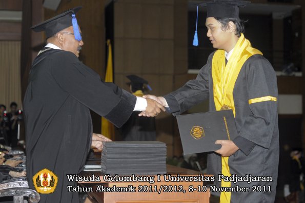 wisuda-fakultas-isip-oleh-dekan-133