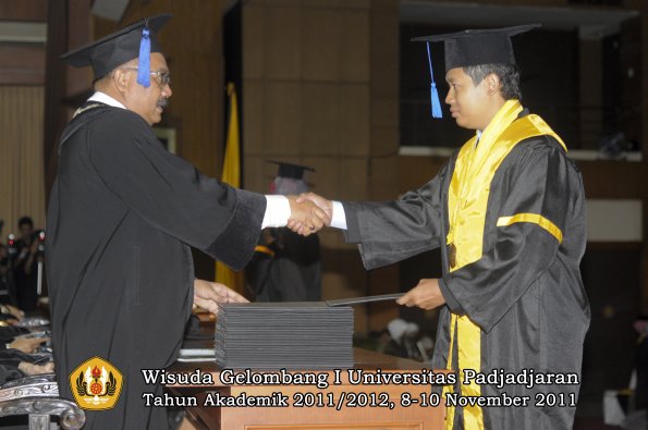 wisuda-fakultas-isip-oleh-dekan-135