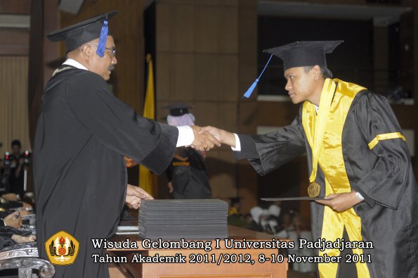 wisuda-fakultas-isip-oleh-dekan-138