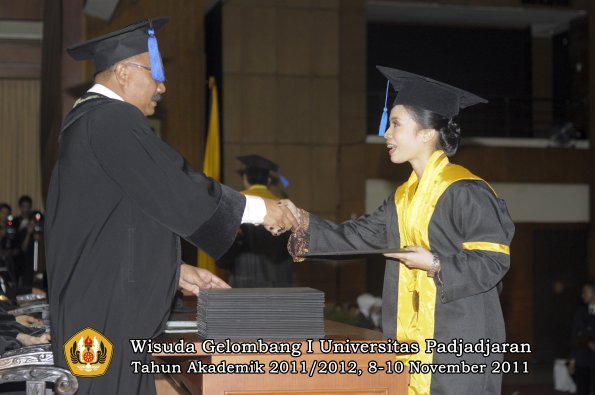 wisuda-fakultas-isip-oleh-dekan-141