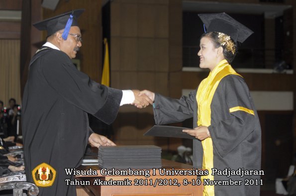 wisuda-fakultas-isip-oleh-dekan-144