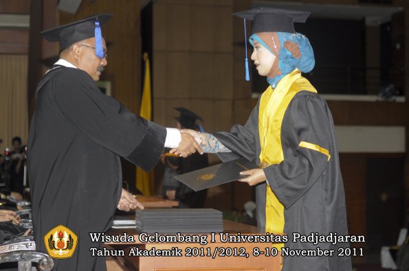 wisuda-fakultas-isip-oleh-dekan-151