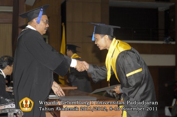 wisuda-fakultas-isip-oleh-dekan-163