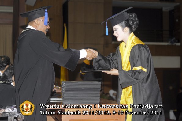 wisuda-fakultas-isip-oleh-dekan-169