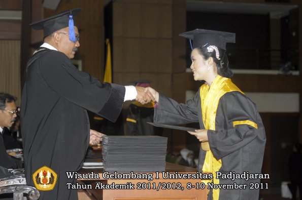 wisuda-fakultas-isip-oleh-dekan-171