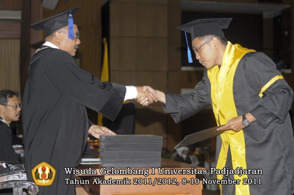 wisuda-fakultas-isip-oleh-dekan-174