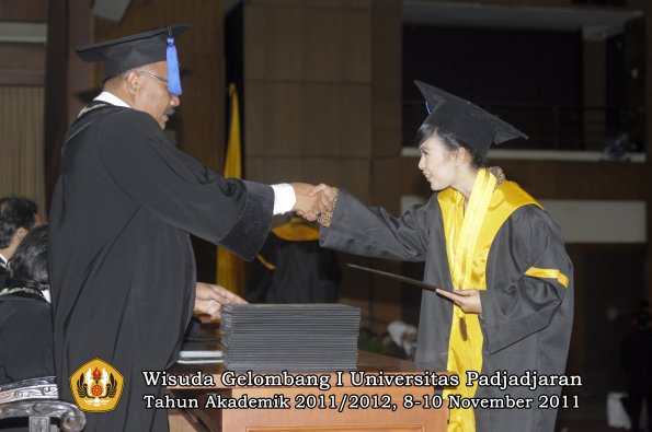 wisuda-fakultas-isip-oleh-dekan-177