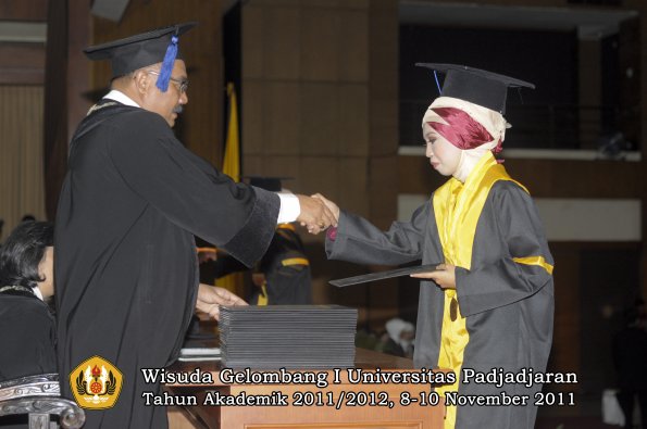 wisuda-fakultas-isip-oleh-dekan-179