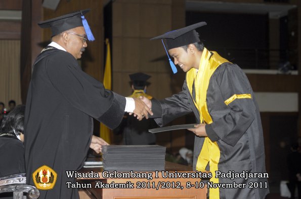 wisuda-fakultas-isip-oleh-dekan-183