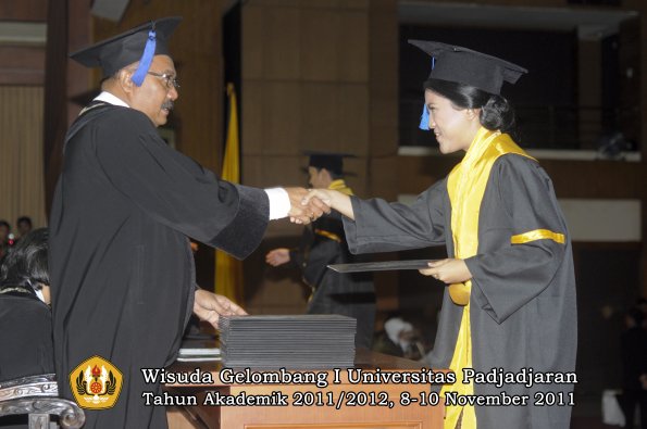 wisuda-fakultas-isip-oleh-dekan-184