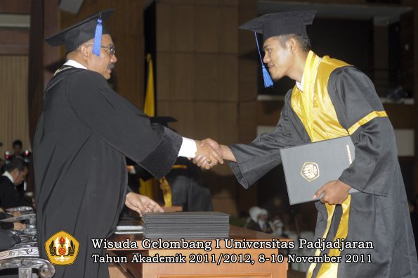 wisuda-fakultas-isip-oleh-dekan-191
