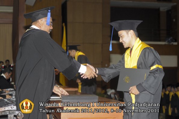 wisuda-fakultas-isip-oleh-dekan-199