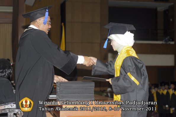 wisuda-fakultas-isip-oleh-dekan-217