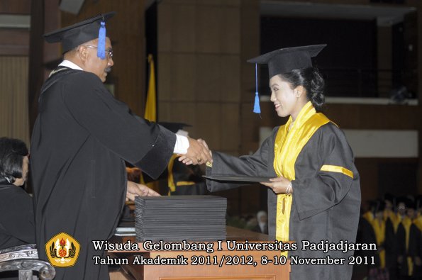 wisuda-fakultas-isip-oleh-dekan-218