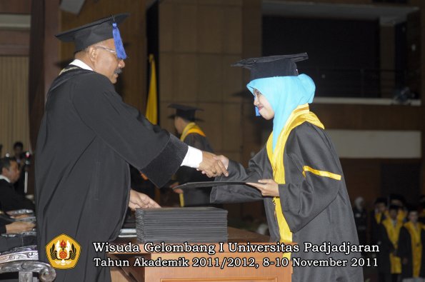 wisuda-fakultas-isip-oleh-dekan-227