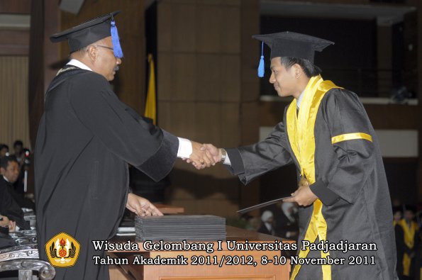 wisuda-fakultas-isip-oleh-dekan-235