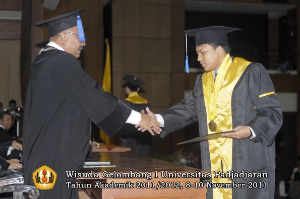 wisuda-fakultas-isip-oleh-dekan-253