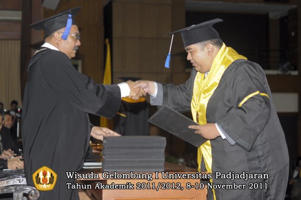 wisuda-fakultas-isip-oleh-dekan-258
